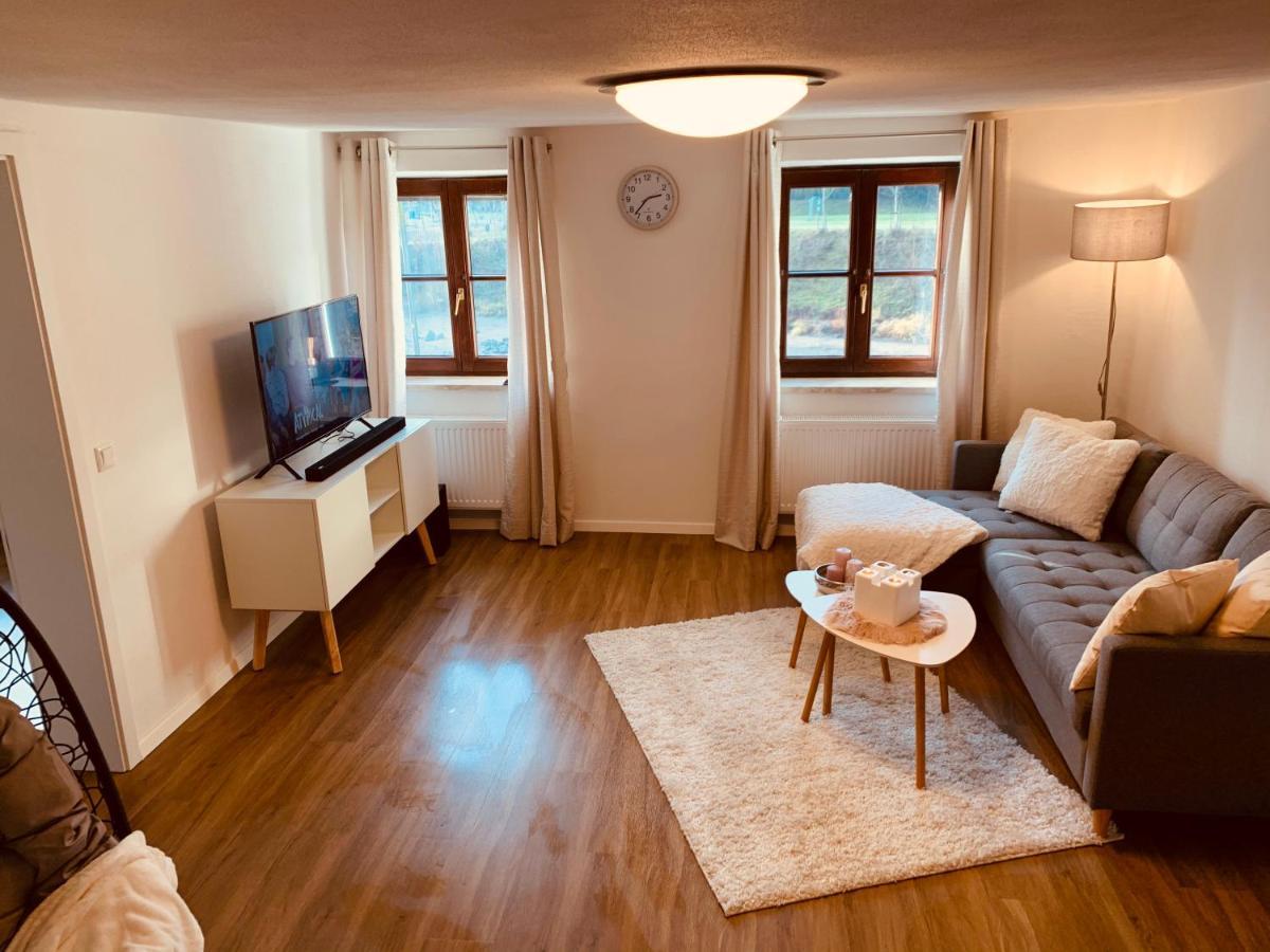 Felix Living 2, Cozy & Modern & Netflix Wohnung Mit Blick Ins Gruene พัสเซา ภายนอก รูปภาพ